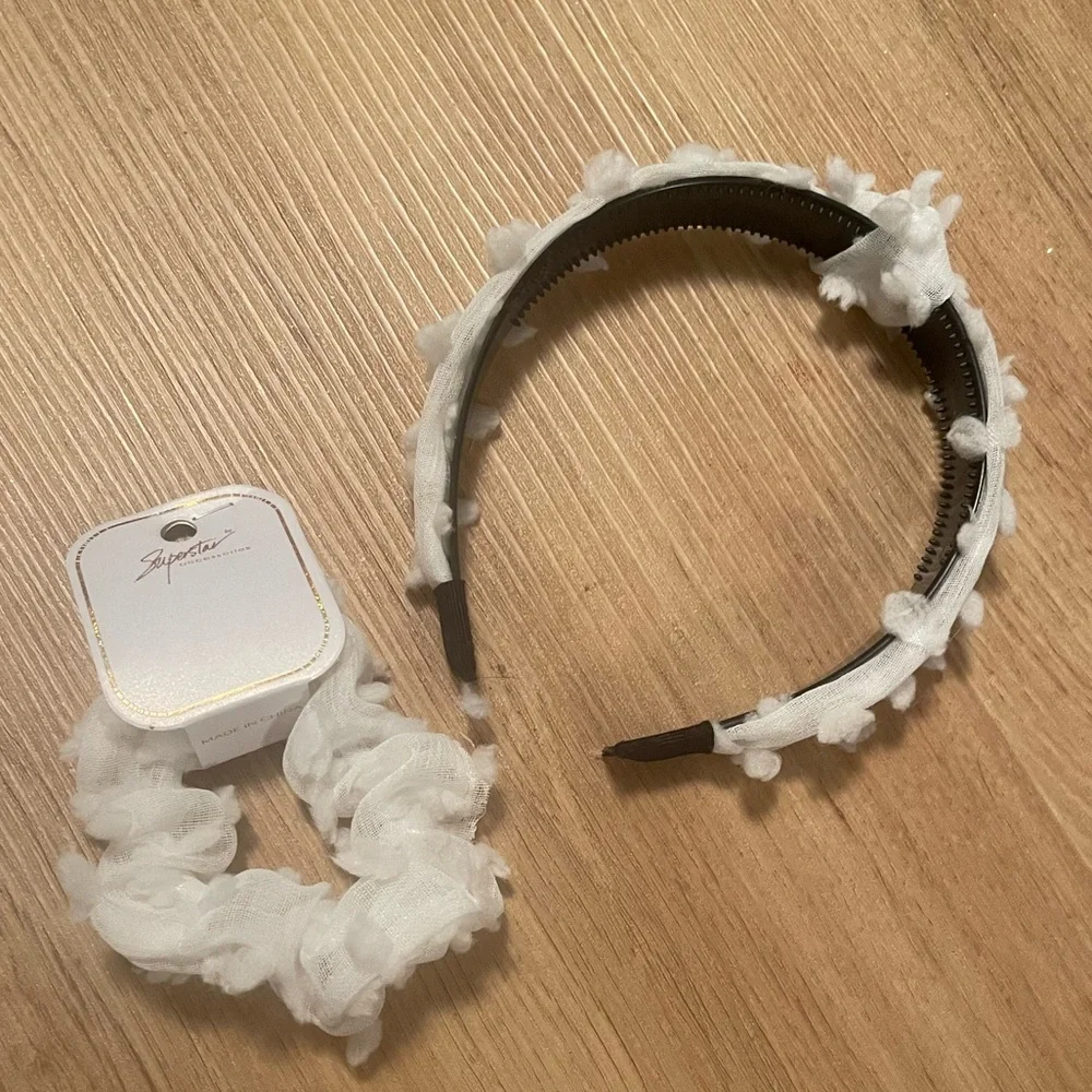 White Headband Set - Picture 3 of 3